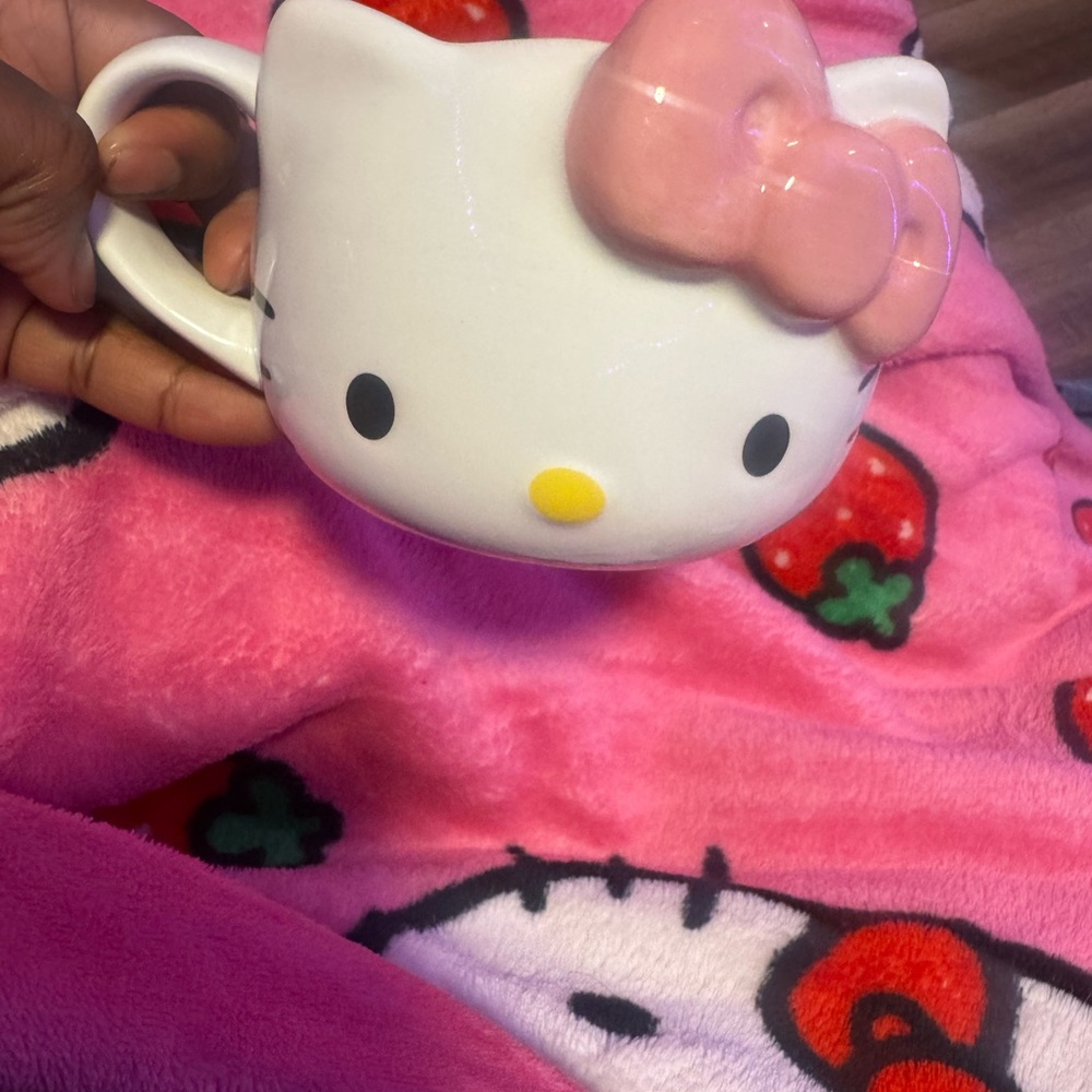 Hello Kitty Pink Bow Mug